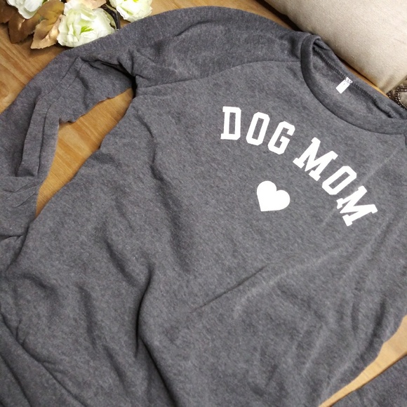 🎯SALE Dog Mom Love Gray Sweatshirt - Picture 2 of 5